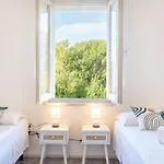 Dimora Li Mindi - By The Sea With Jacuzzi Badesi