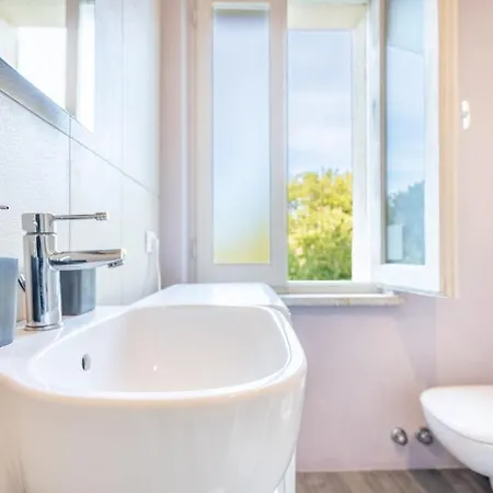 Dimora Li Mindi - By The Sea With Jacuzzi Villa Badesi