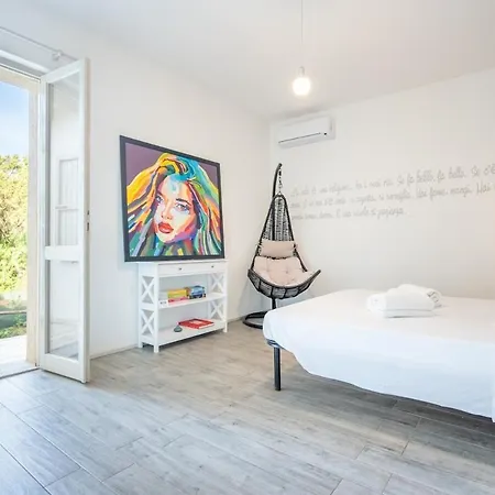 Dimora Li Mindi - By The Sea With Jacuzzi Villa Badesi