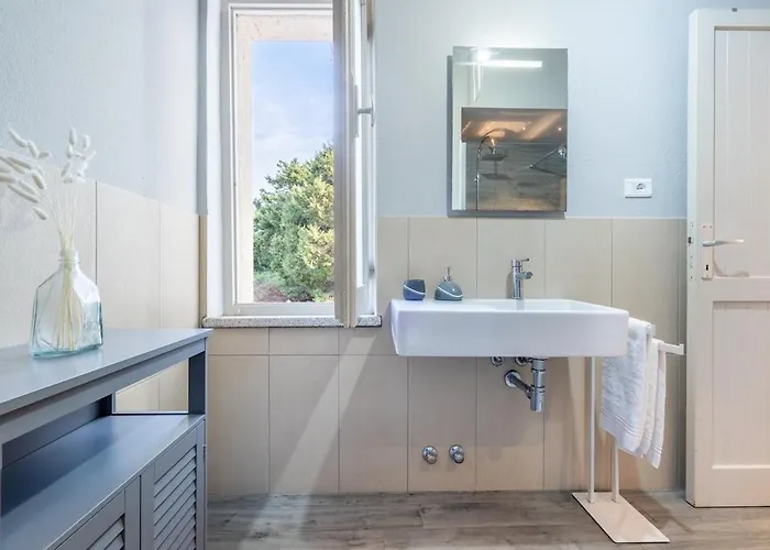 Villa Dimora Li Mindi - By The Sea With Jacuzzi *